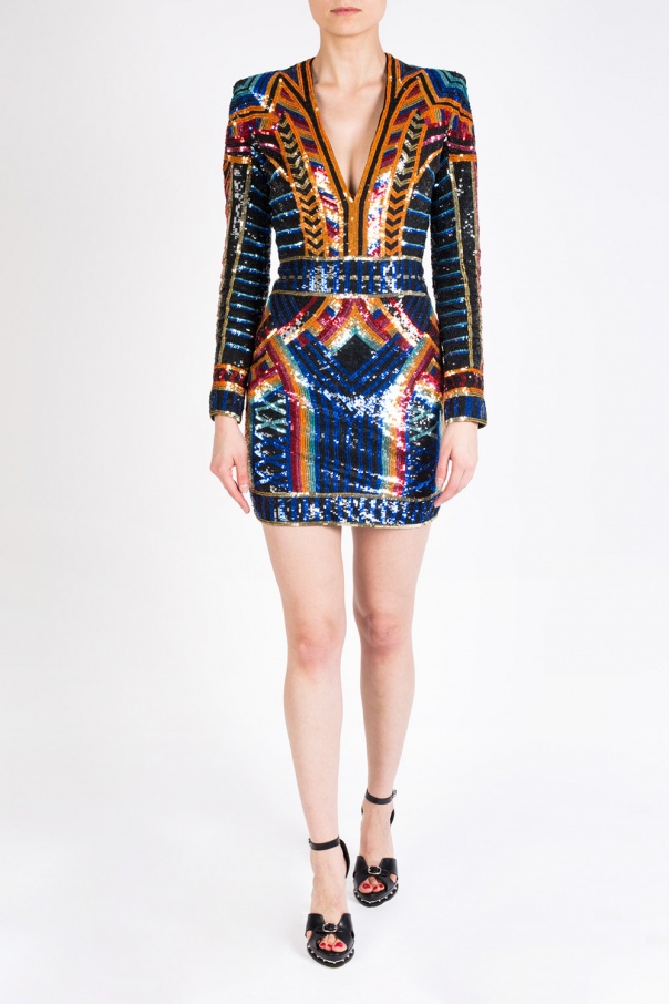 Balmain online shopping Shop designer items by Balmain online. Choose the perfect piece for you: easy, quick returns and secure payment! Founded in , the Parisian fashion house of Balmain imbues its collections with a .
